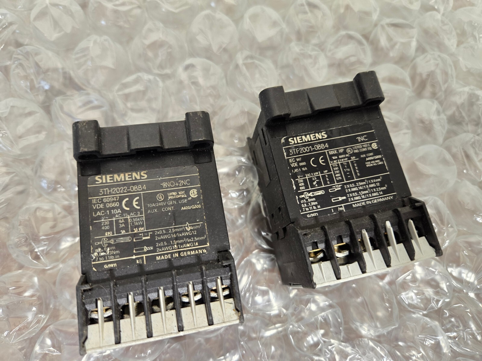 2x Siemens Schütz 3AC/4kW/400V 3TF2001-0BB4