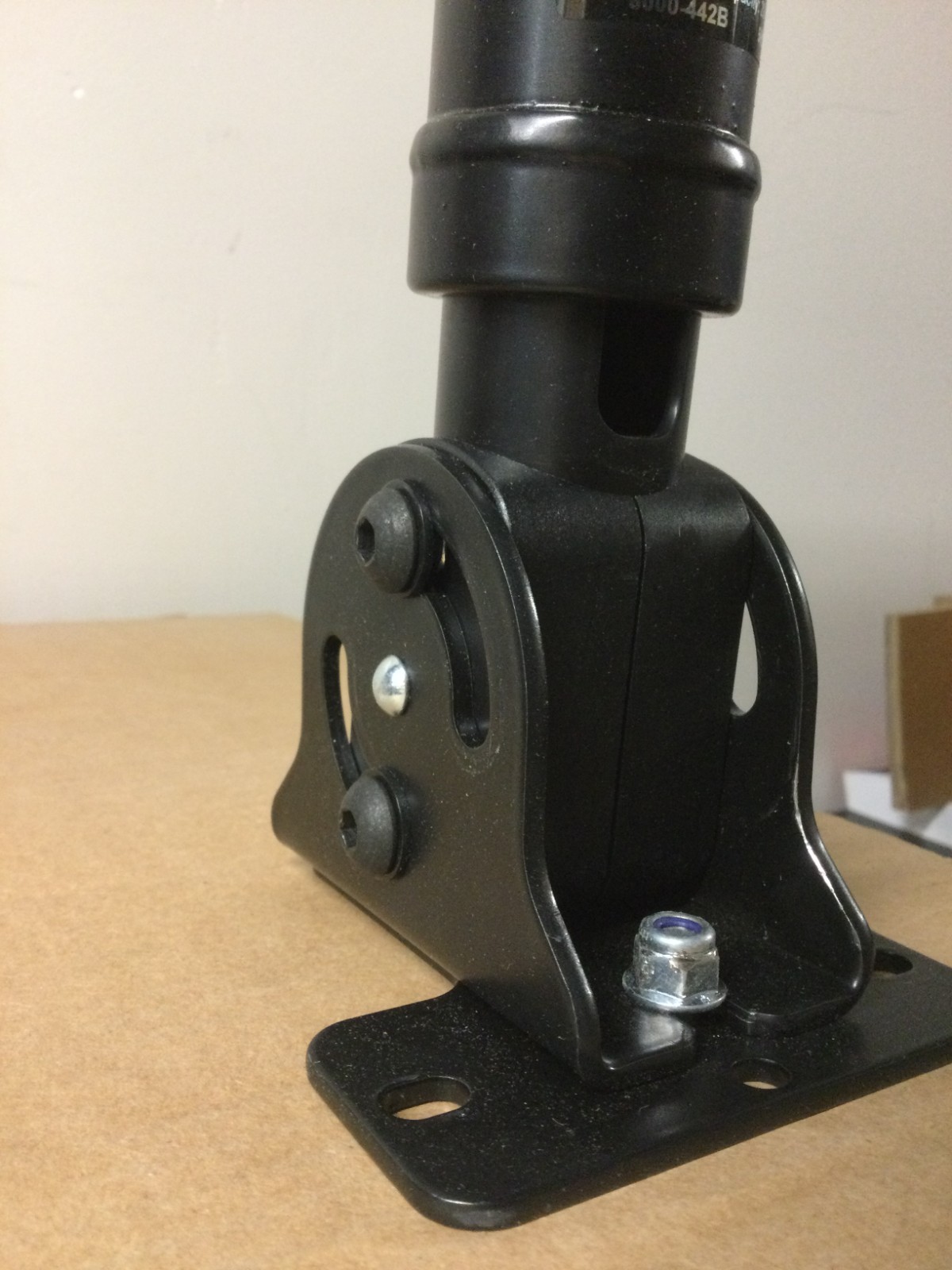 Genelec 8000-442B Adjustable Ceiling Mount Short Black 20kg Load NEW Open Box