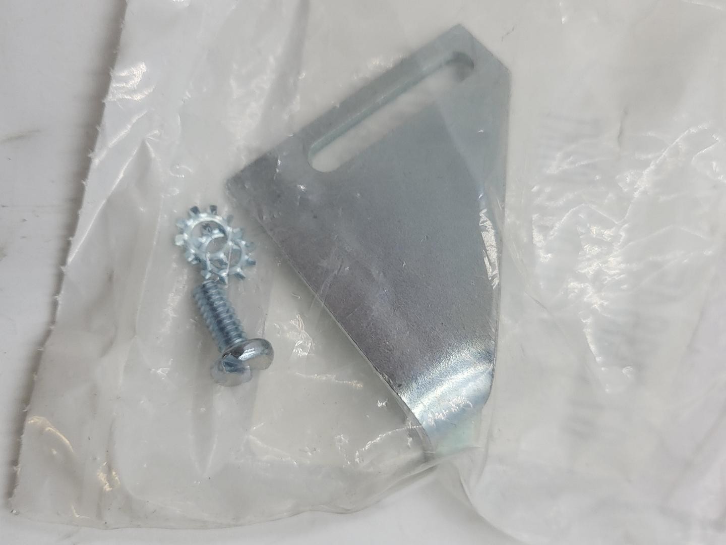 Hoffman 87743845 Interlock Bracket Hardware Kit New in sealed bag**