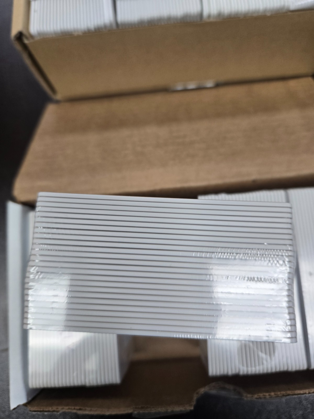 NEW Isonas Pure IP Proximity Clamshell Cards LC-1-25 (25 cards per pack)