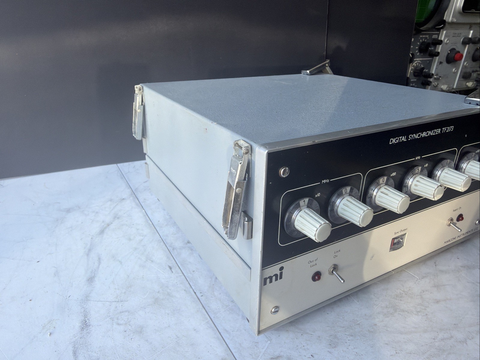 Marconi TF2173 Digital Synchronizer 1MHz RF Standard Instrument