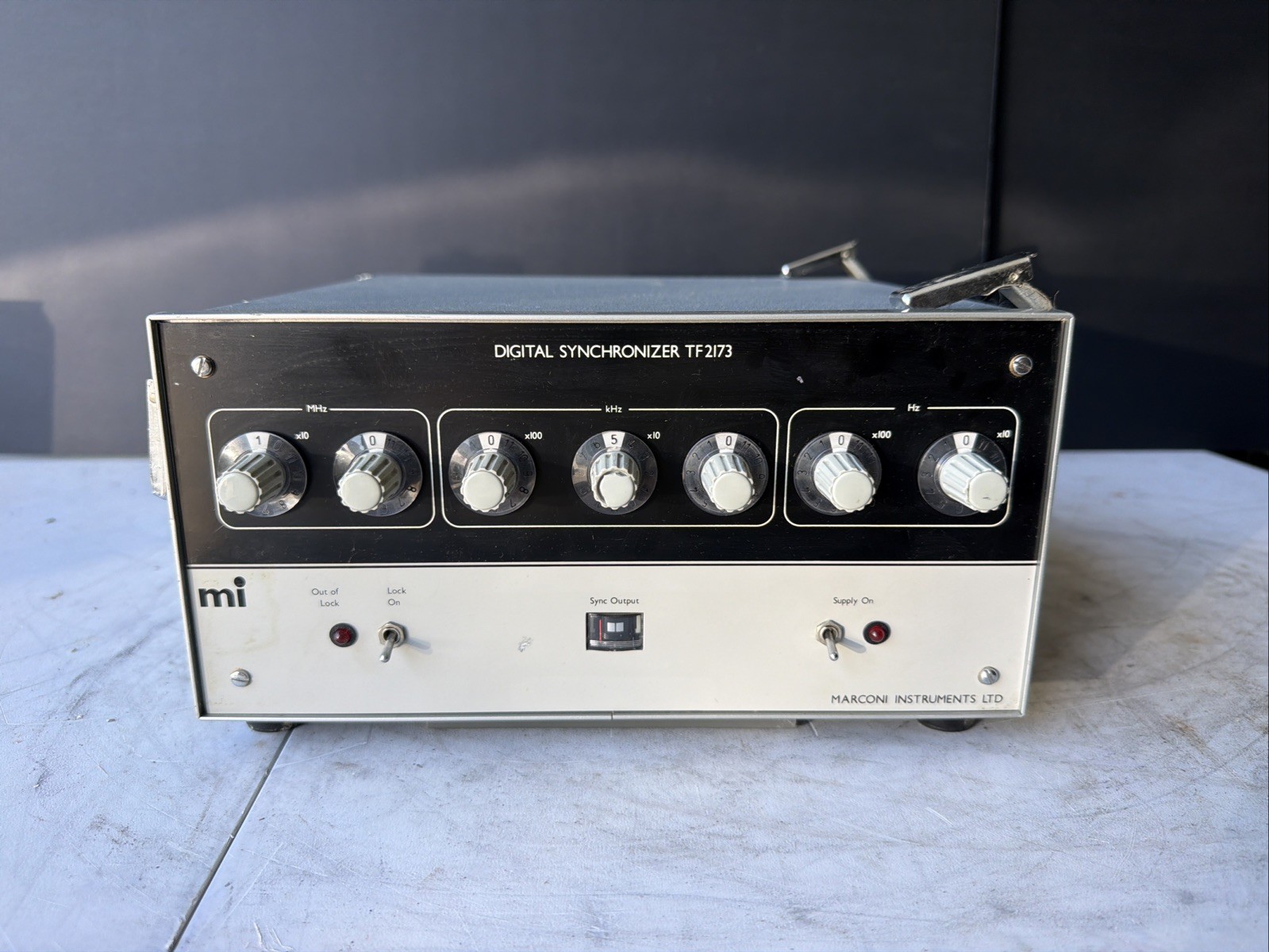 Marconi TF2173 Digital Synchronizer 1MHz RF Standard Instrument