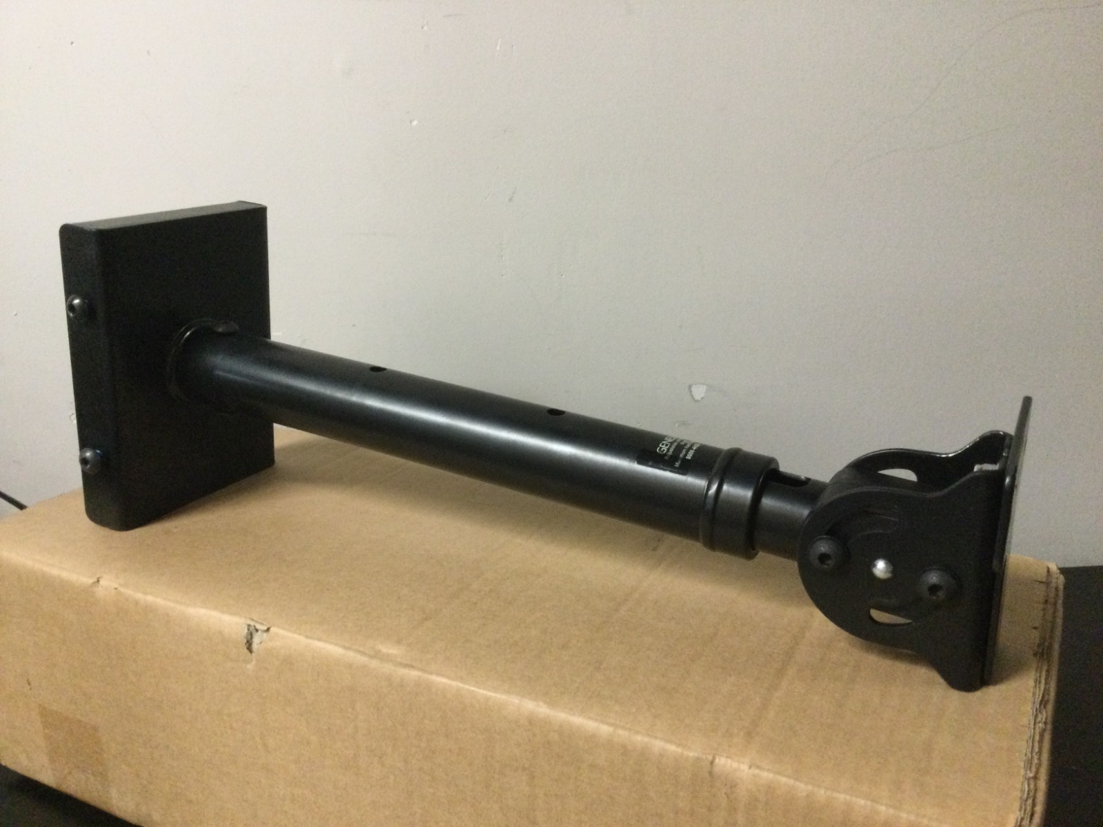 Genelec 8000-442B Adjustable Ceiling Mount Short Black 20kg Load NEW Open Box